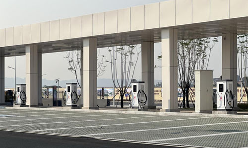 Tin tức công ty mới nhất về Door® thiết lập ma trận sạc ba bên đầu tiên ở Tây Nam Trung Quốc: Sạc siêu + Sạc thường xuyên + Sạc tiện lợi