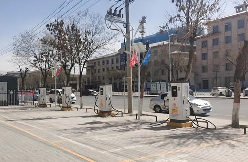 Tin tức công ty mới nhất về DOOR Energy ra mắt các giải pháp sạc xe điện toàn cầu: Sạc xe ô tô di động & Sạc xe điện di động